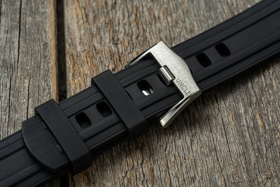 Black - Omega Seamaster 300m Curved FKM Rubber Strap