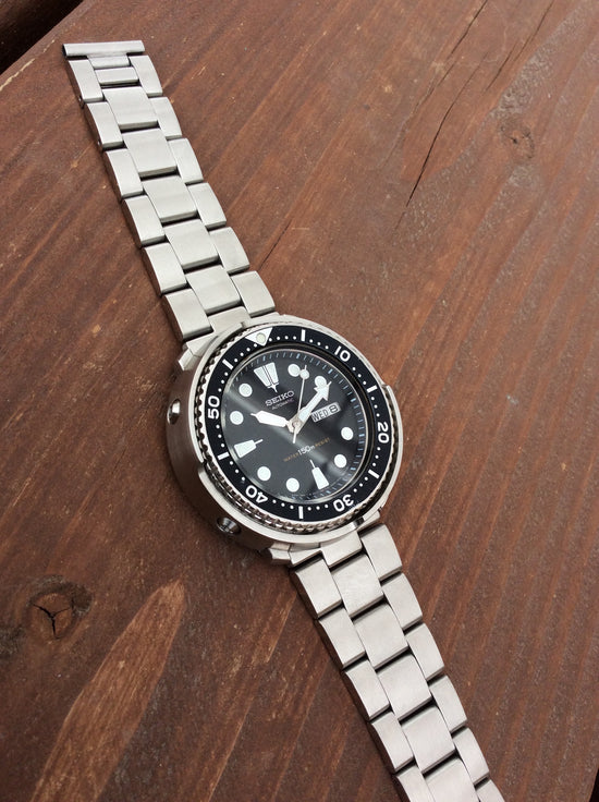 Straight End Senator Bracelet (22mm)