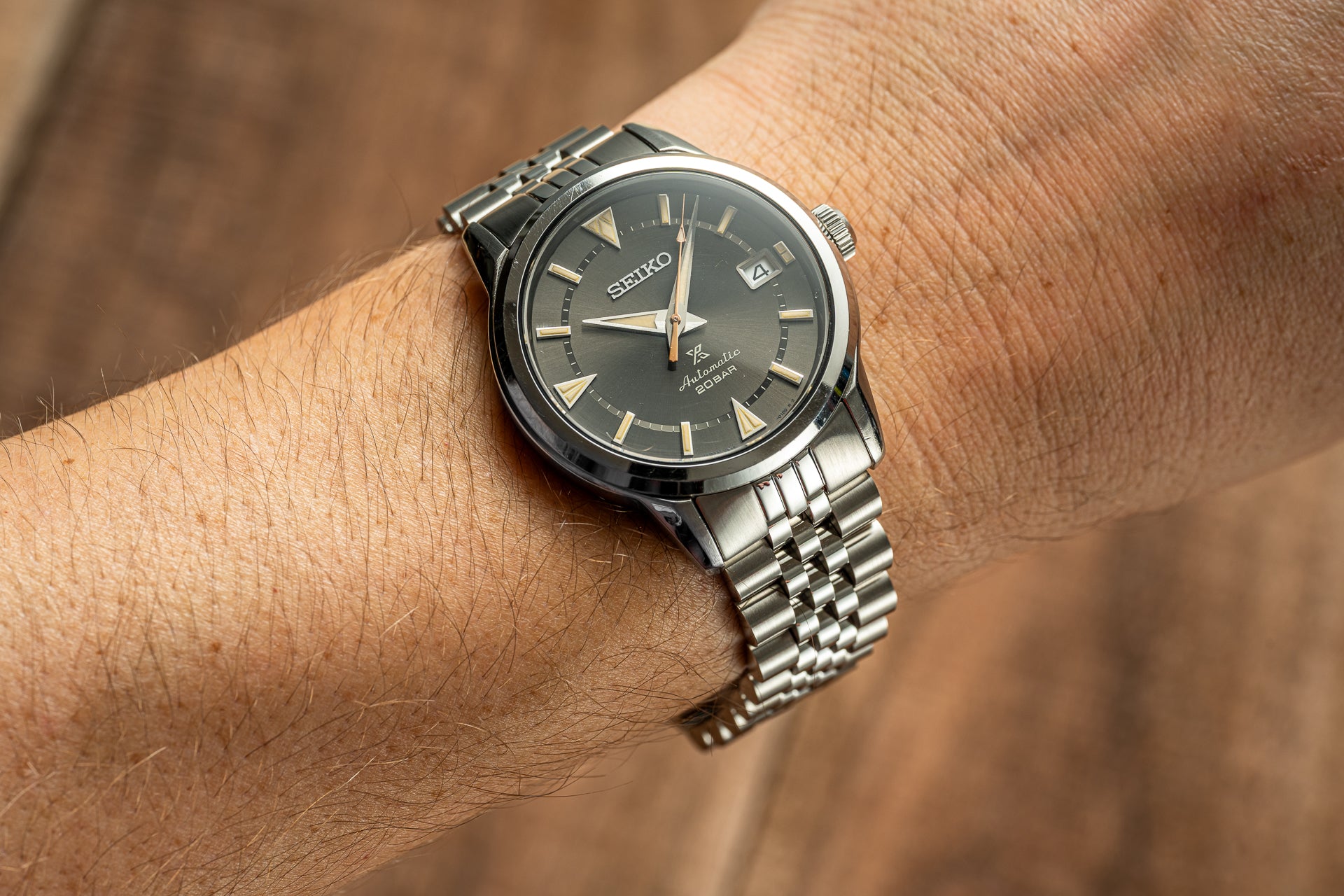Executive Bracelet (Seiko 19mm Alpinist) – Uncle Straps