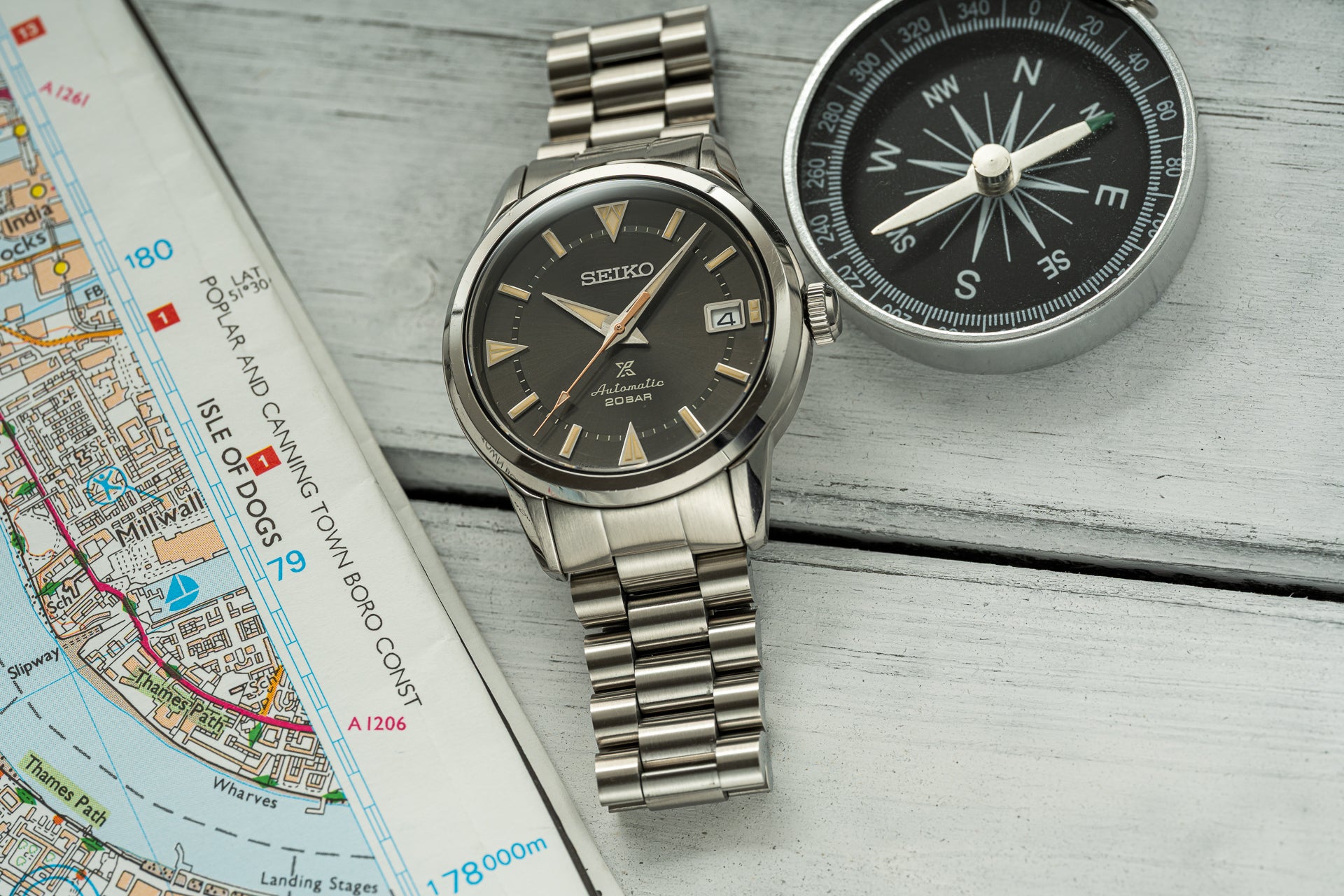 Lincoln Bracelet (Seiko 19mm Alpinist) – Uncle Straps