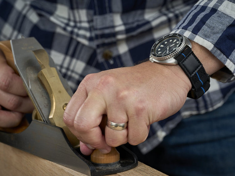 Black Blue 2-Piece Nylon Velcro Strap (20/22mm)