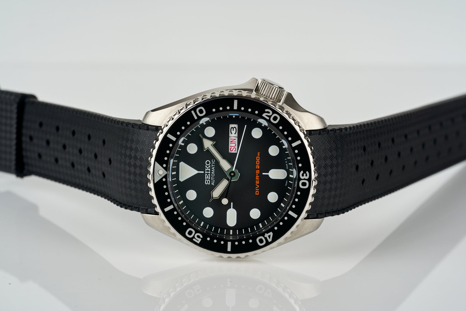 Seiko skx007 hotsell nylon strap